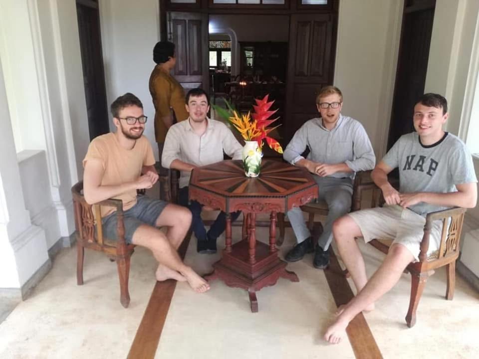 Villa Helvetia Galle Eksteriør billede
